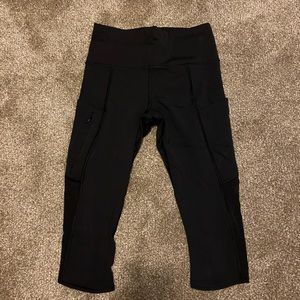 Athleta Crop Leggings